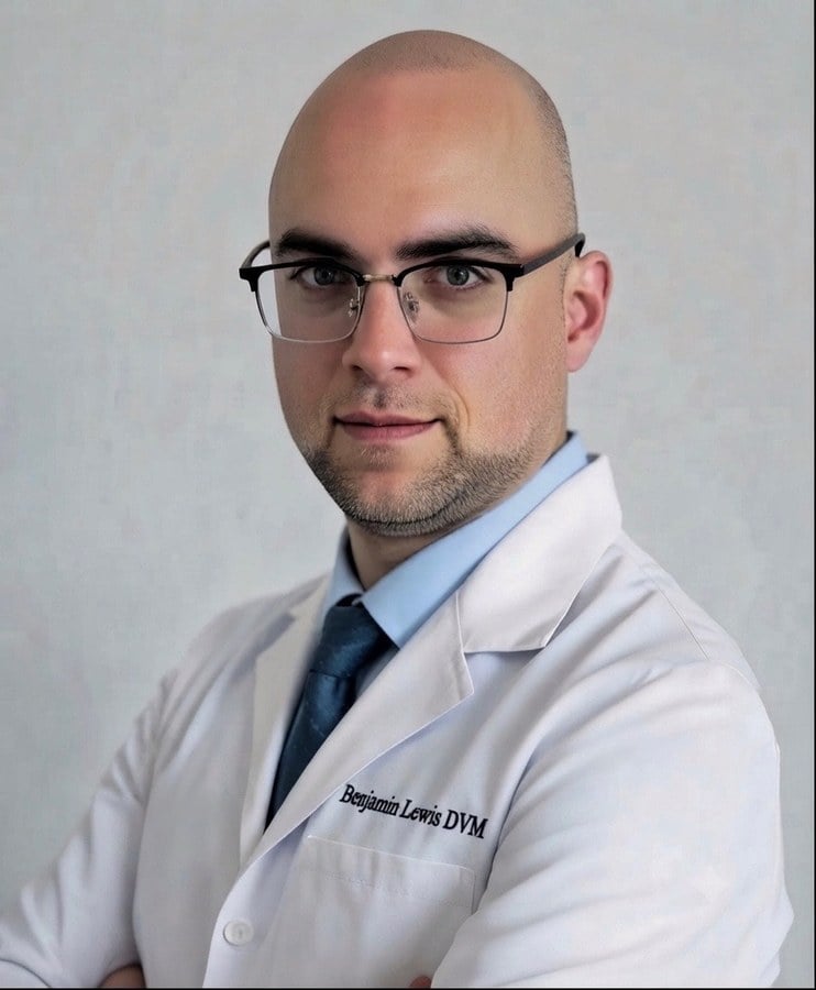 Dr. Benjamin Lewis